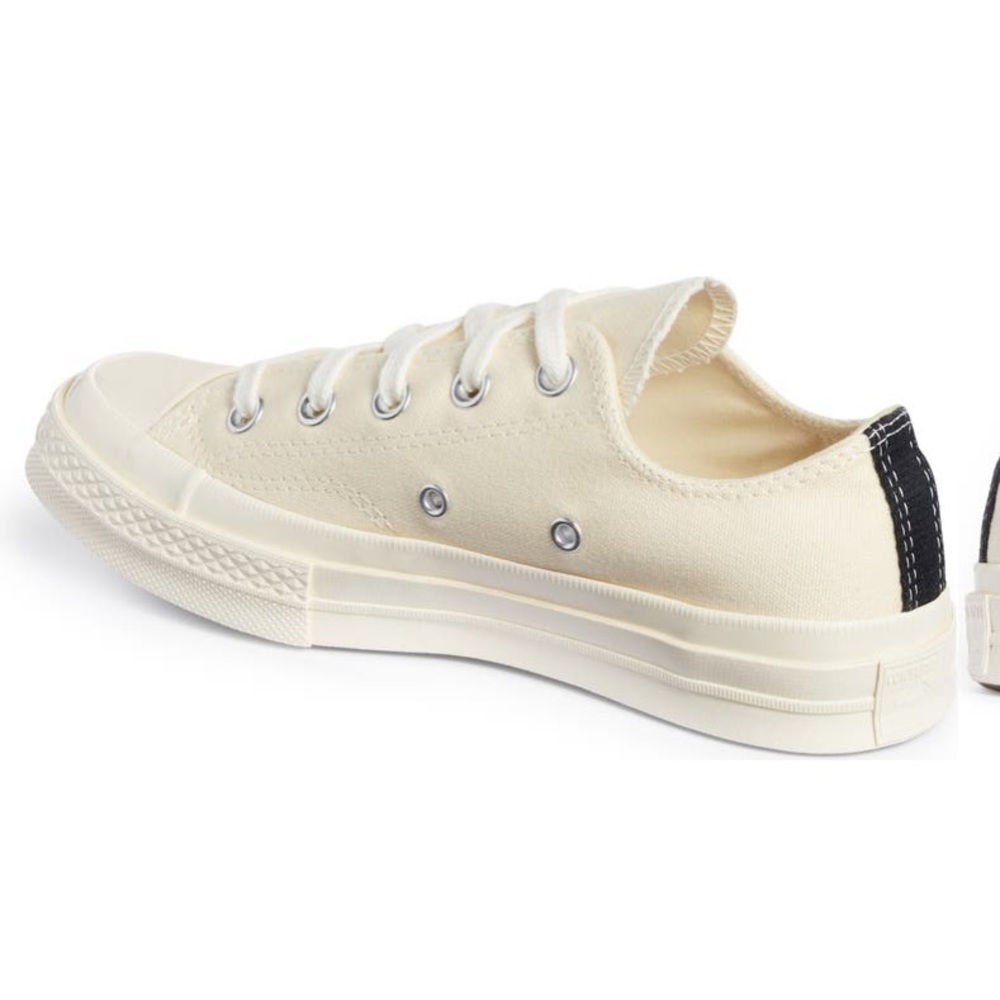 Comme des Garcons Cream and Red Sneakers - Picture 4 of 10